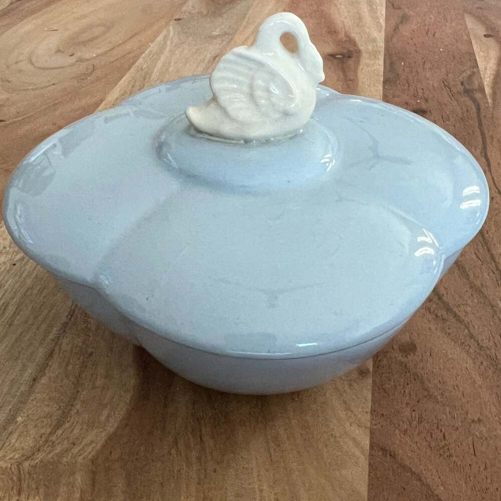 vintage Swan pale blue ceramic trinket jewelry box Coquette Vanity Cottagecore